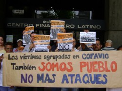 Por el derecho a defender Derechos